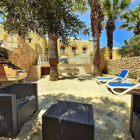 Blossom ヴィラ Għasri