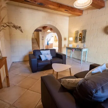 Villa Blossom Ghasri (Gozo)