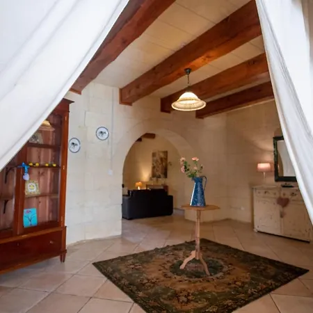 Villa Blossom Ghasri (Gozo)