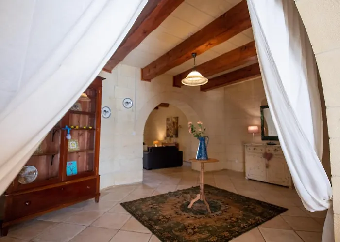 Villa Blossom Għasri